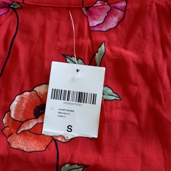 Forever 21 Floral Shorts - Picture 5 of 6